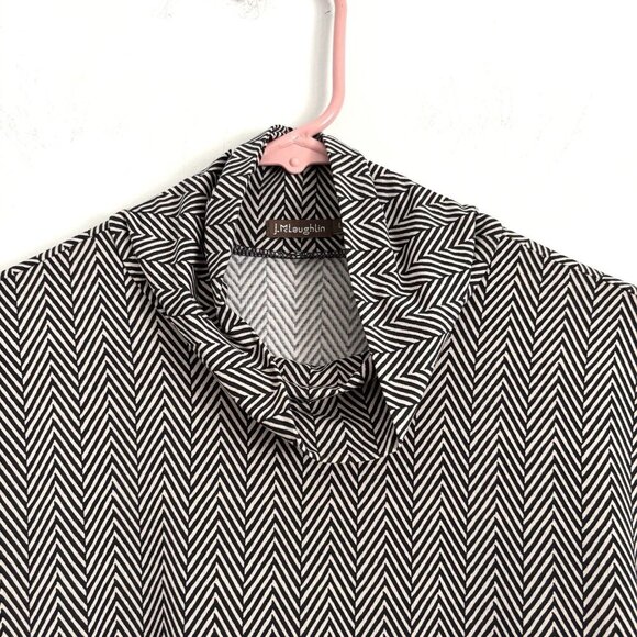 J McLaughlin Long Sleeve Black and Cream Chevron Turtleneck Top Women’s Large - Picture 2 of 7
